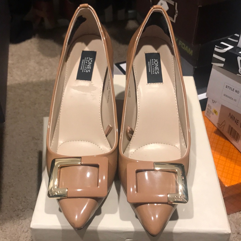 Jones New York heels